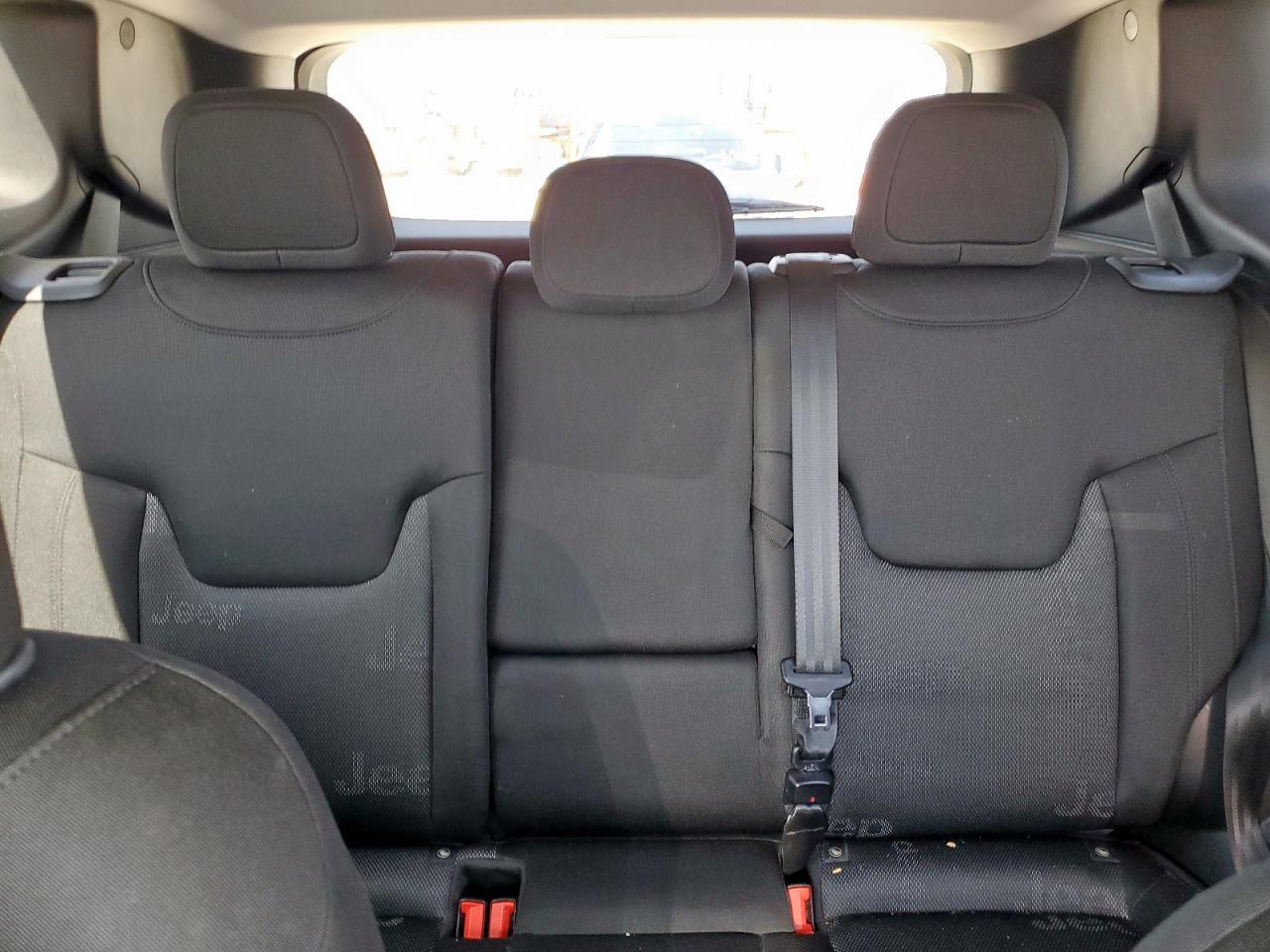 2015 Jeep Renegade Latitude VIN: ZACCJABT0FPB90893 Lot: 64754285