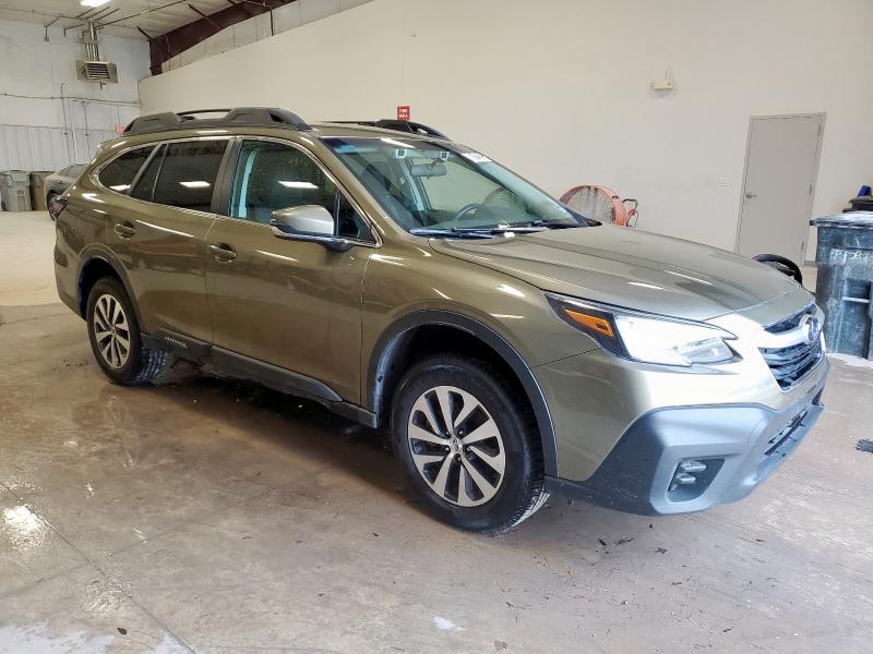 SUBARU OUTBACK 2022 Green
