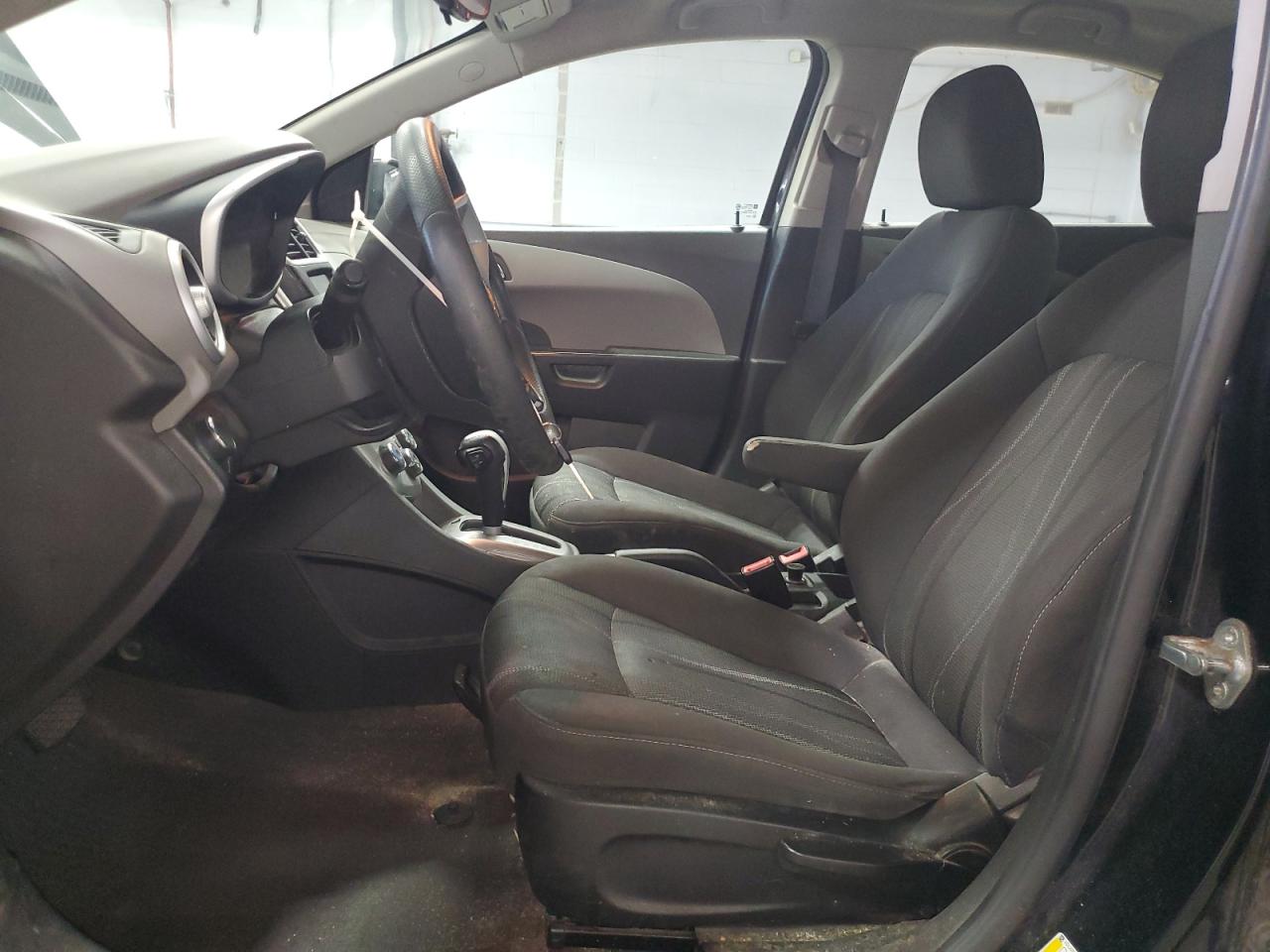 2018 Chevrolet Sonic Lt VIN: 1G1JD5SH2J4119812 Lot: 64615105