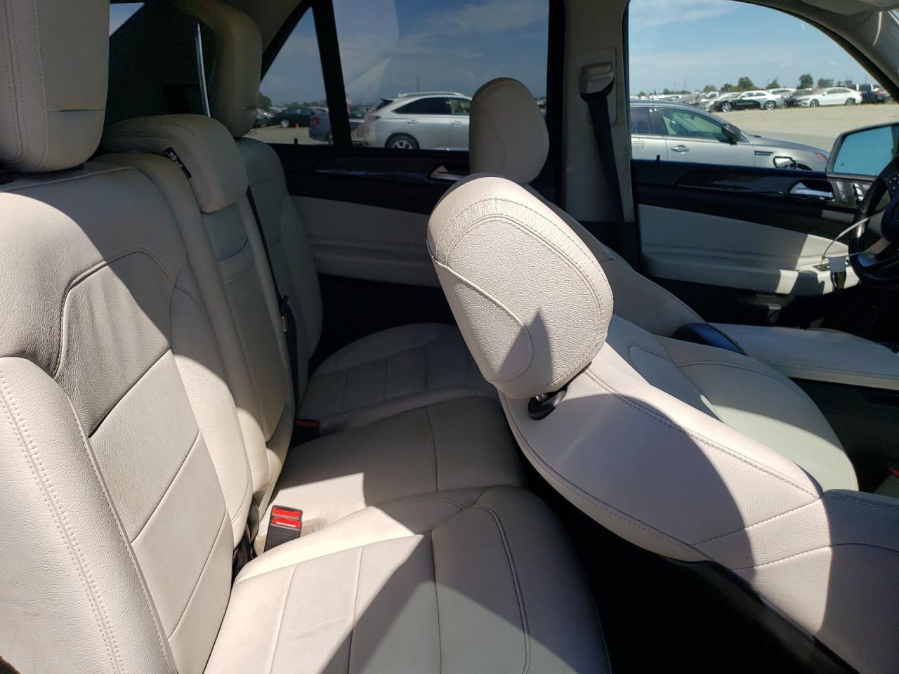 4jgda5hb7ga626131 4JGDA5HB7GA626131 2016 Mercedes-Benz Gle 350 4Matic