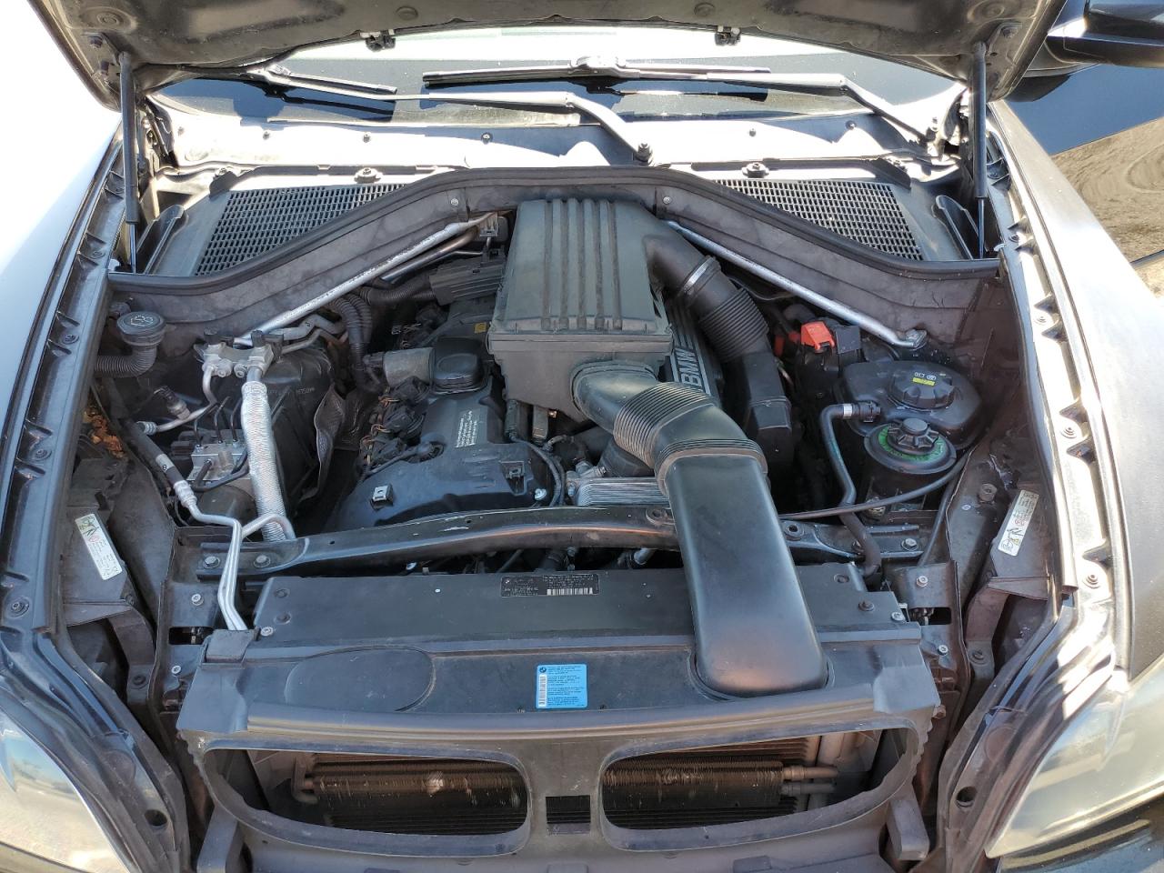 2009 BMW X5 xDrive30I VIN: 5UXFE43579L267589 Lot: 63869325