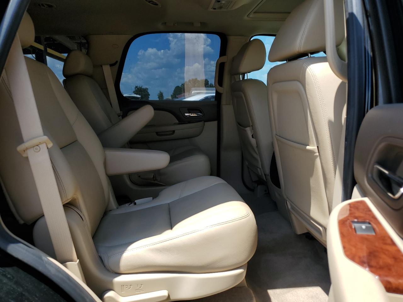 2009 Chevrolet Tahoe K1500 Ltz VIN: 1GNFK33049R143468 Lot: 63113095