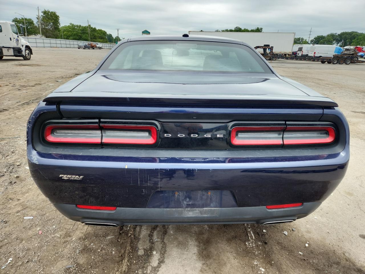 2016 Dodge Challenger Sxt VIN: 2C3CDZAGXGH185136 Lot: 65176475