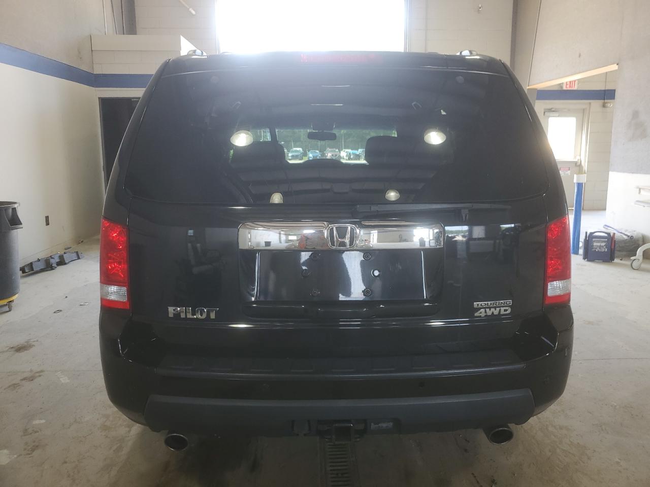 2010 Honda Pilot Touring VIN: 5FNYF4H82AB014813 Lot: 65256175
