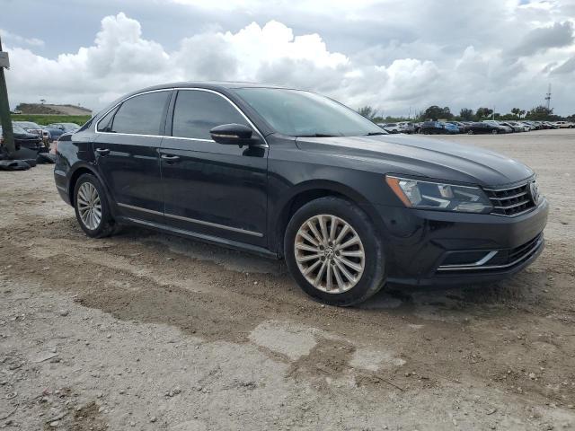  VOLKSWAGEN PASSAT 2016 Черный