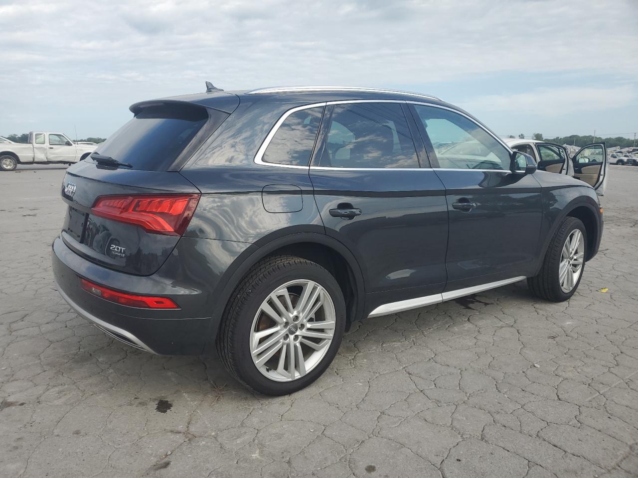 wa1bnafy6j2216819 WA1BNAFY6J2216819 2018 Audi Q5 Premium Plus