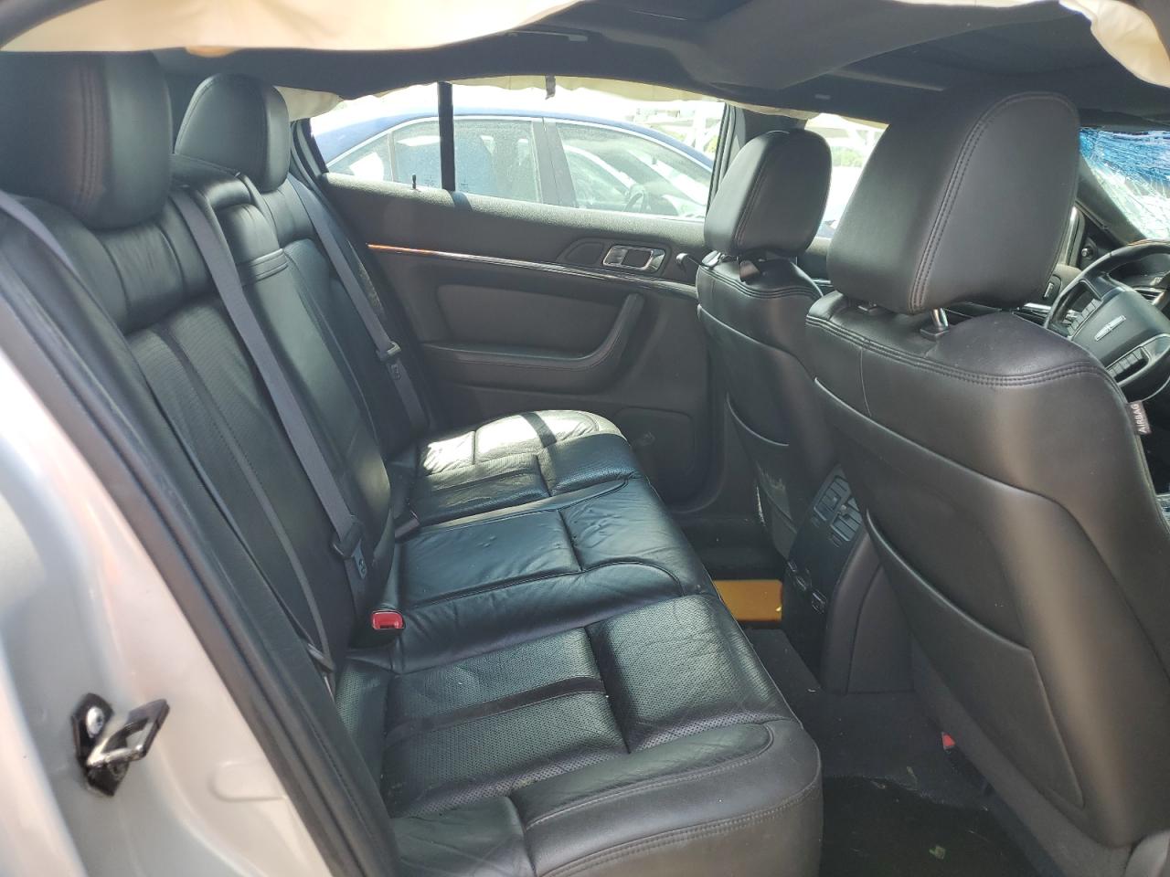 1LNHM93R49G630867 2009 Lincoln Mks