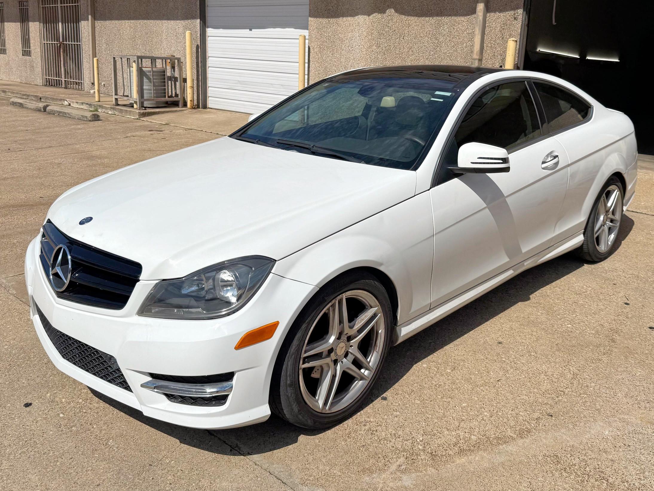 Coupet MERCEDES-BENZ C-CLASS 2013 Biały
