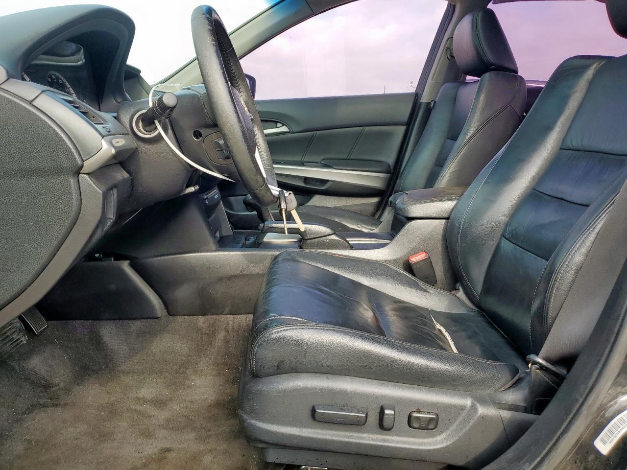 2010 Honda Accord Exl VIN: 1HGCP3F87AA011484 Lot: 65172095