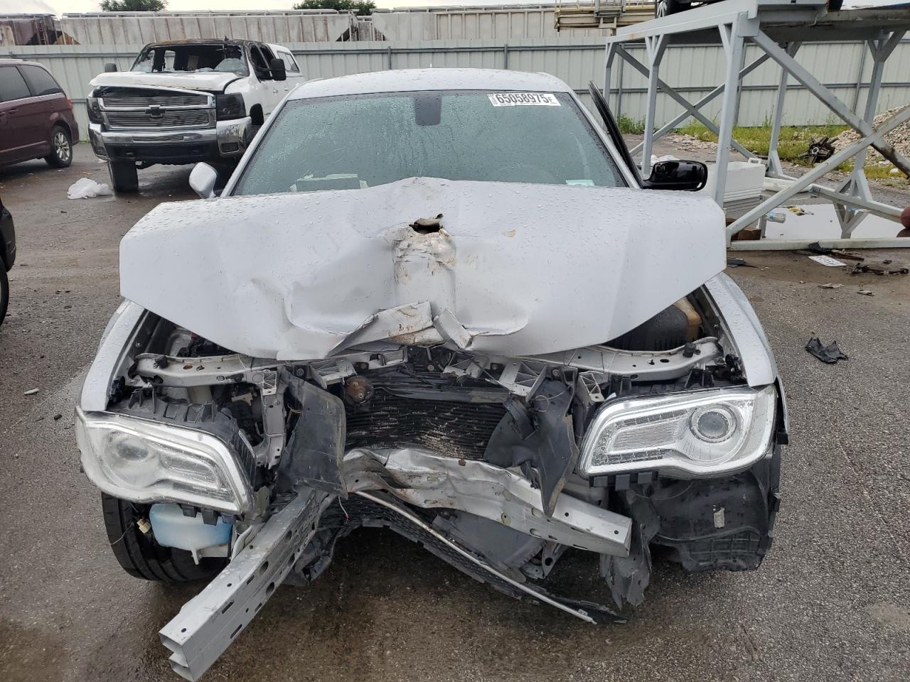 2019 Chrysler 300 S VIN: 2C3CCABT6KH689837 Lot: 65058975