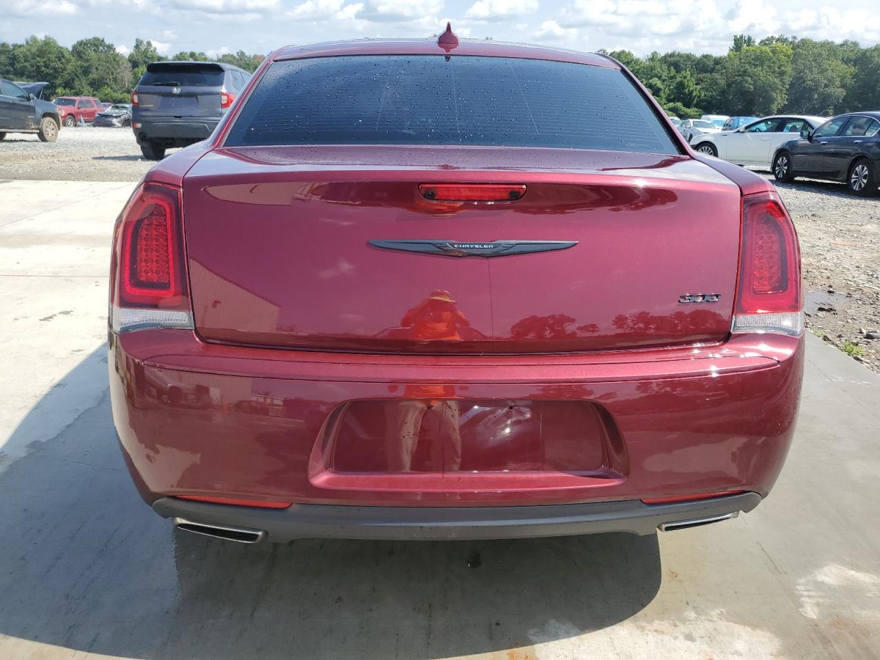 2020 Chrysler 300 Touring VIN: 2C3CCAAG6LH212704 Lot: 63996225
