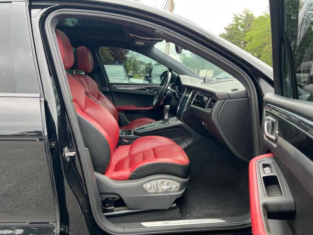 Parquets PORSCHE MACAN 2016 Black