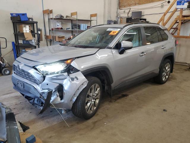  TOYOTA RAV4 2019 Srebrny