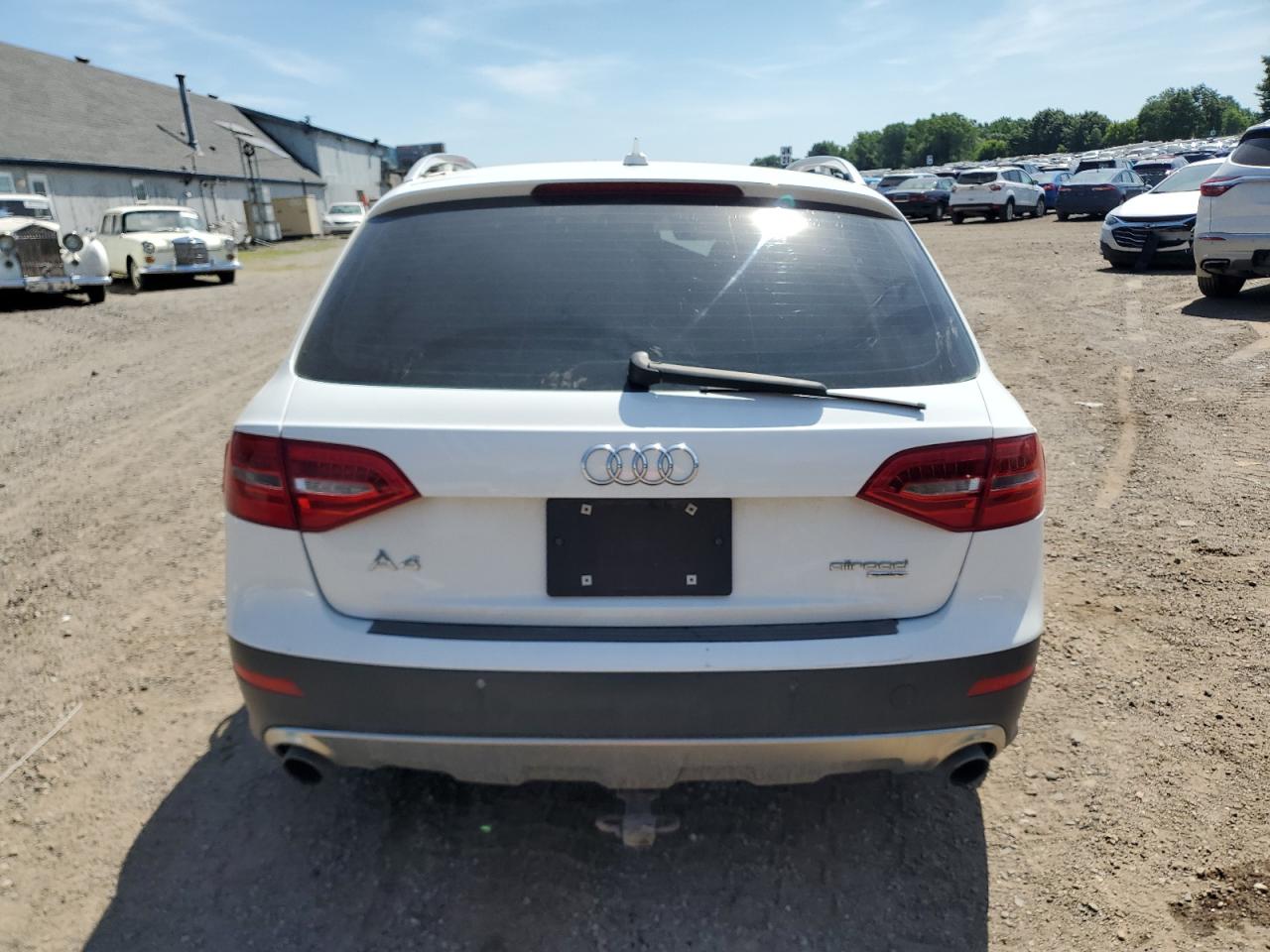 2014 Audi A4 Allroad Premium Plus VIN: WA1UFCFL2EA013881 Lot: 65890245