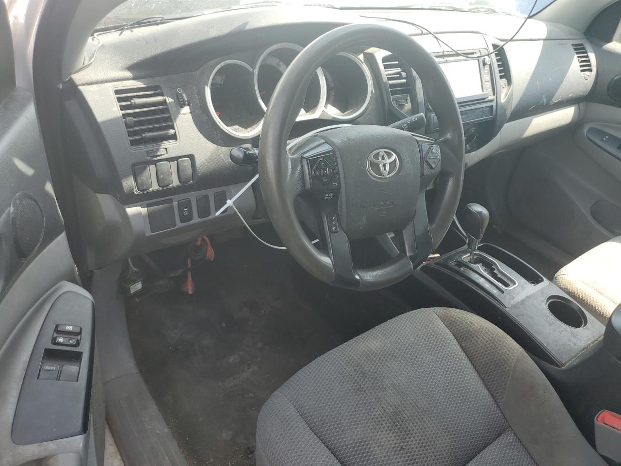2015 Toyota Tacoma Access Cab VIN: 5TFTX4CN7FX061370 Lot: 64174505