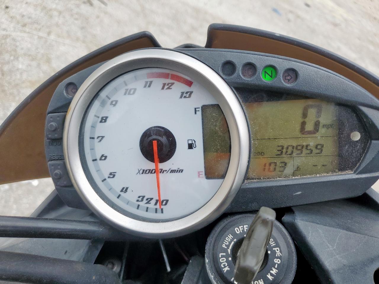 jkazrcb117a007543 JKAZRCB117A007543 2007 Kawasaki Zr1000 B