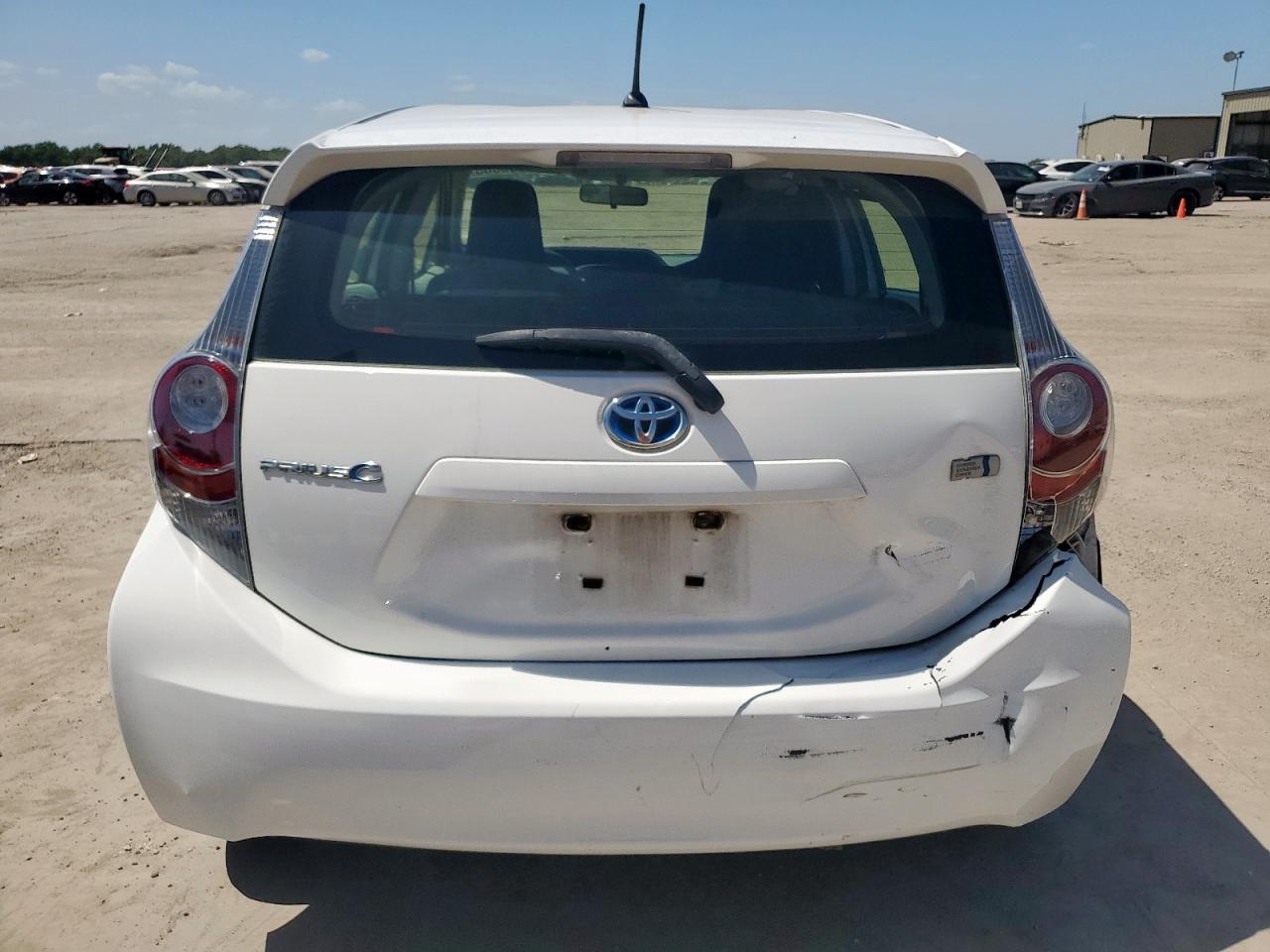 2014 Toyota Prius C VIN: JTDKDTB39E1074489 Lot: 65350065