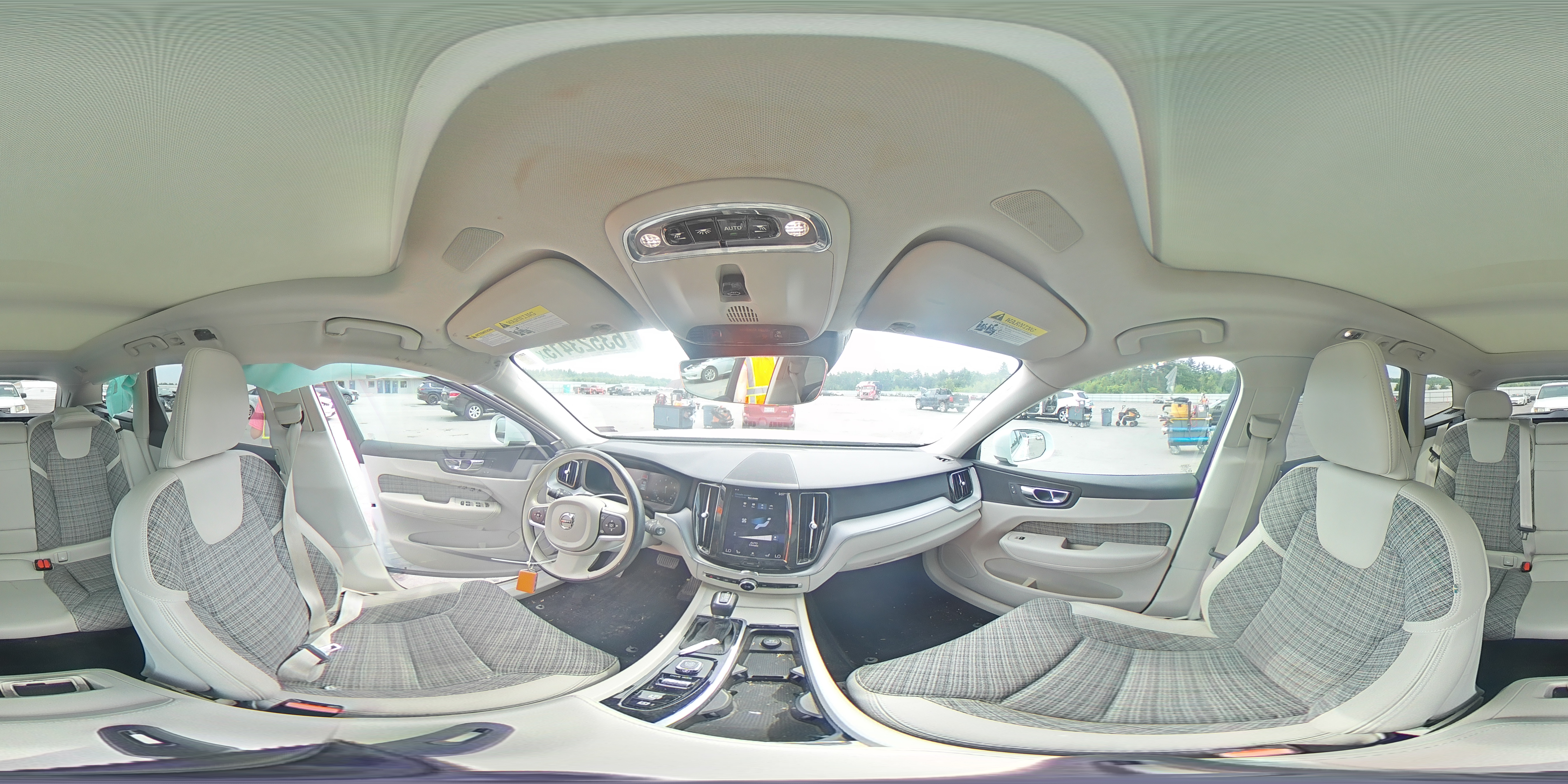 2021 Volvo Xc60 T5 Momentum VIN: YV4102RK4M1748526 Lot: 63523415