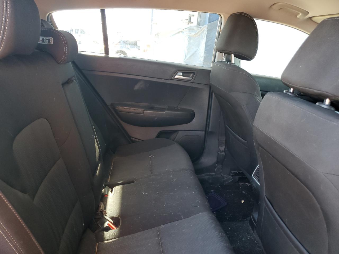 kndpmcac4h7160642 KNDPMCAC4H7160642 2017 Kia Sportage Lx