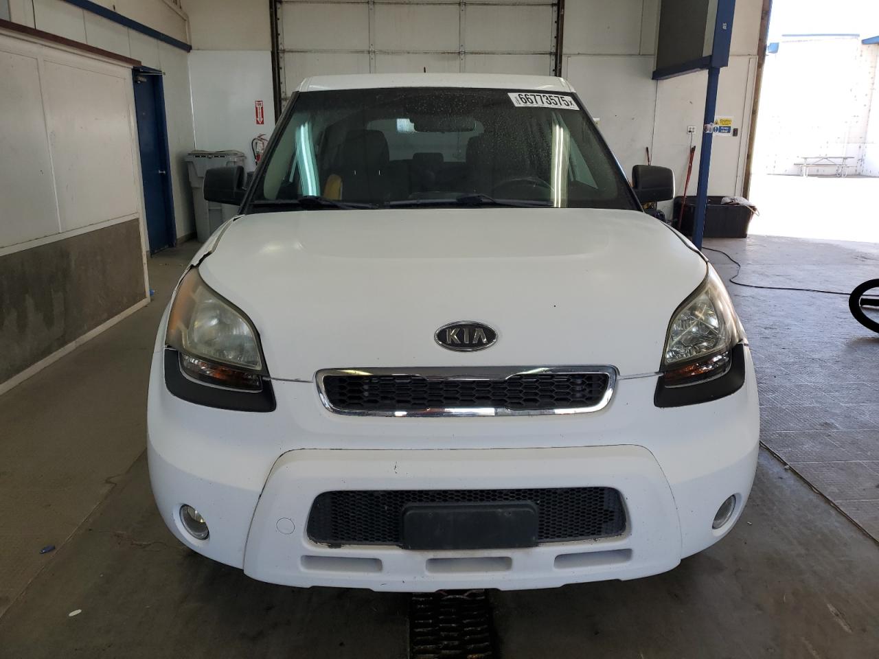 2011 Kia Soul VIN: KNDJT2A17B7714426 Lot: 66773575