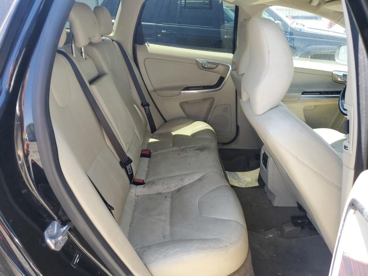 2015 Volvo Xc60 3.2 Premier VIN: YV4940RB1F2609687 Lot: 62951405