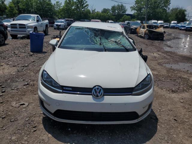  VOLKSWAGEN GOLF 2019 Белы