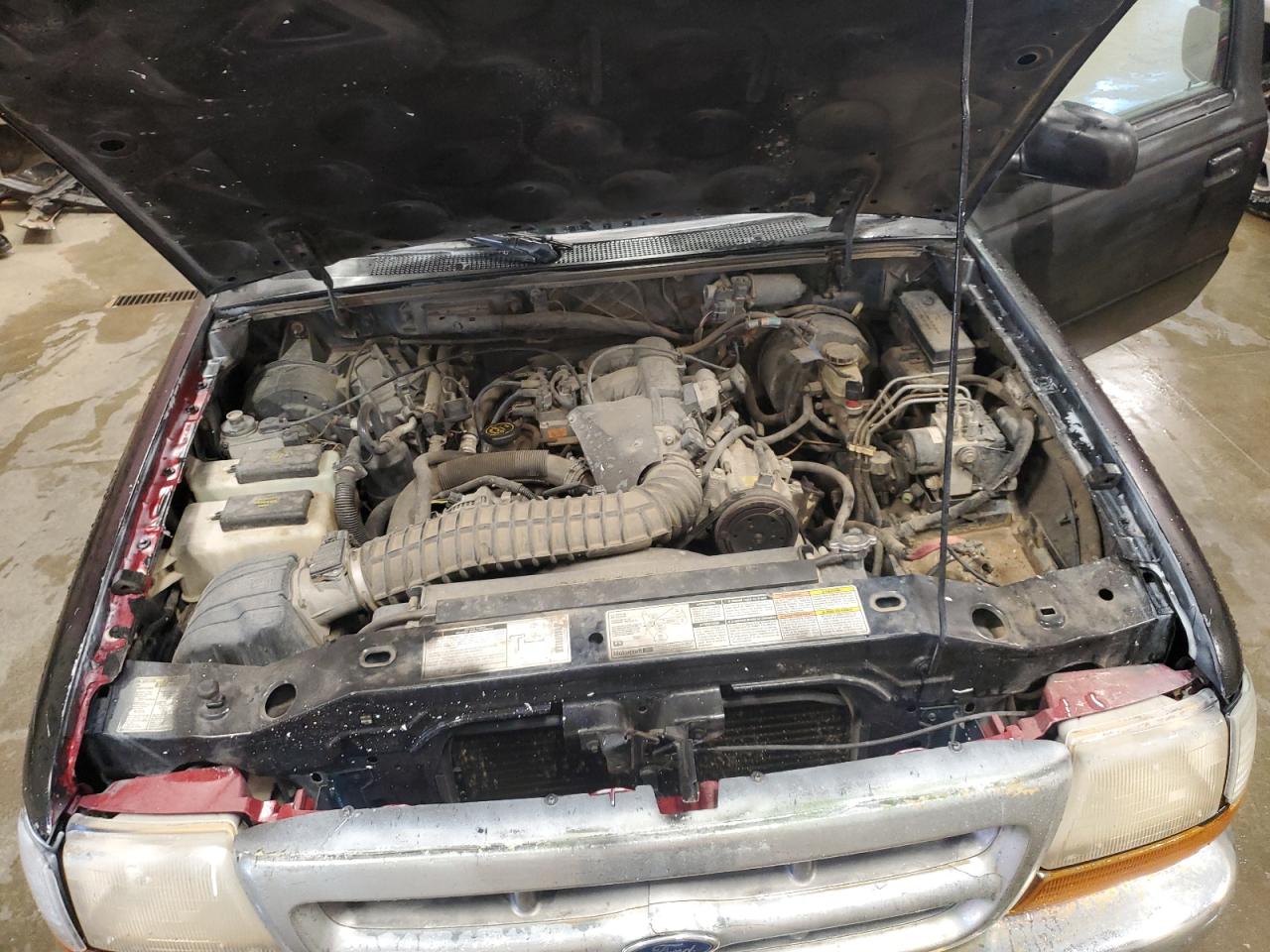 2000 Ford Ranger Super Cab VIN: 1FTZR15X4YTB28390 Lot: 64061415