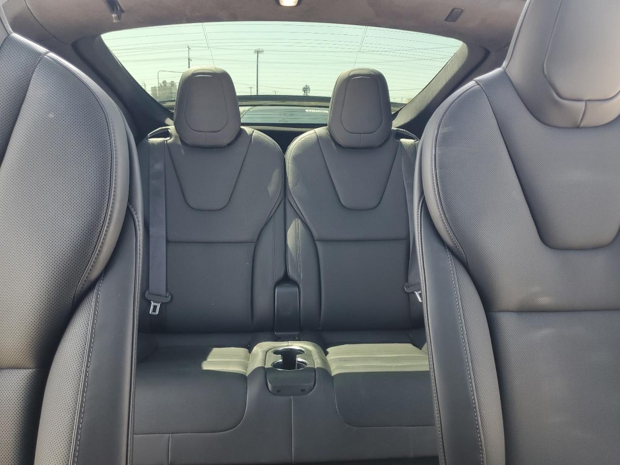 2022 Tesla Model X VIN: 7SAXCBE62NF351552 Lot: 62916755