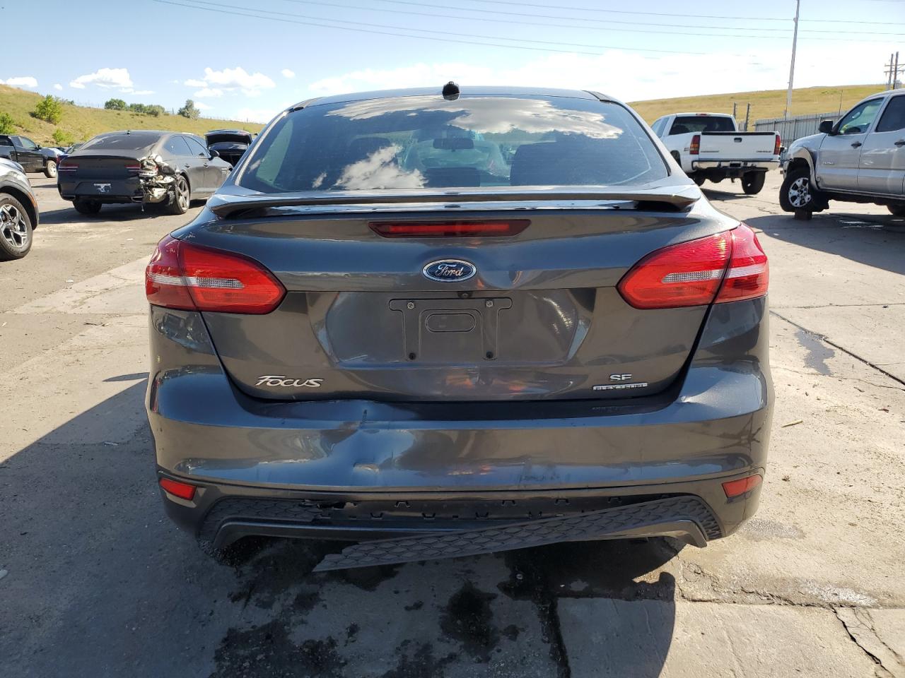 2016 Ford Focus Se VIN: 1FADP3F27GL208950 Lot: 63556275