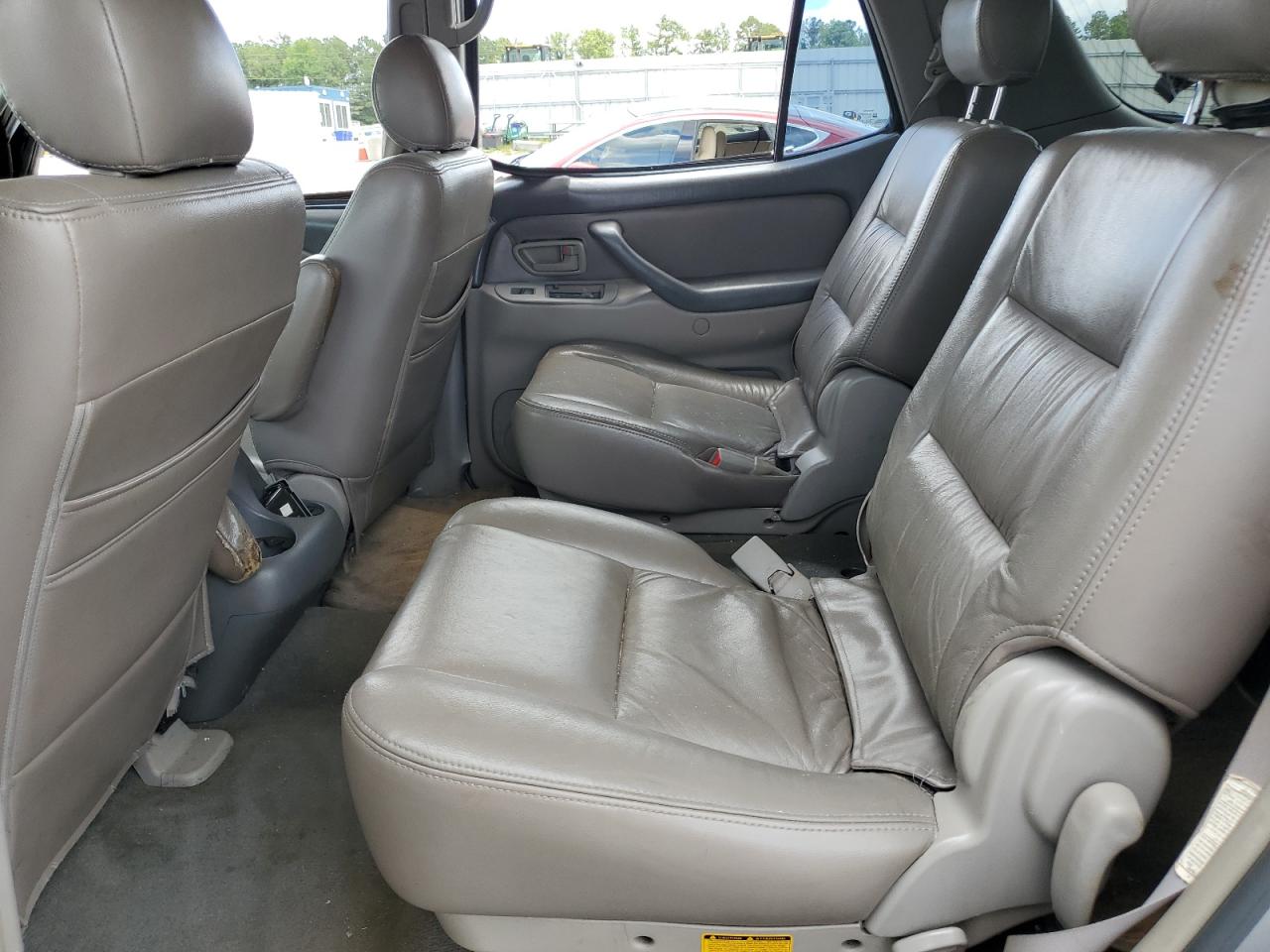 2006 Toyota Sequoia Sr5 VIN: 5TDBT44A56S265691 Lot: 64820375