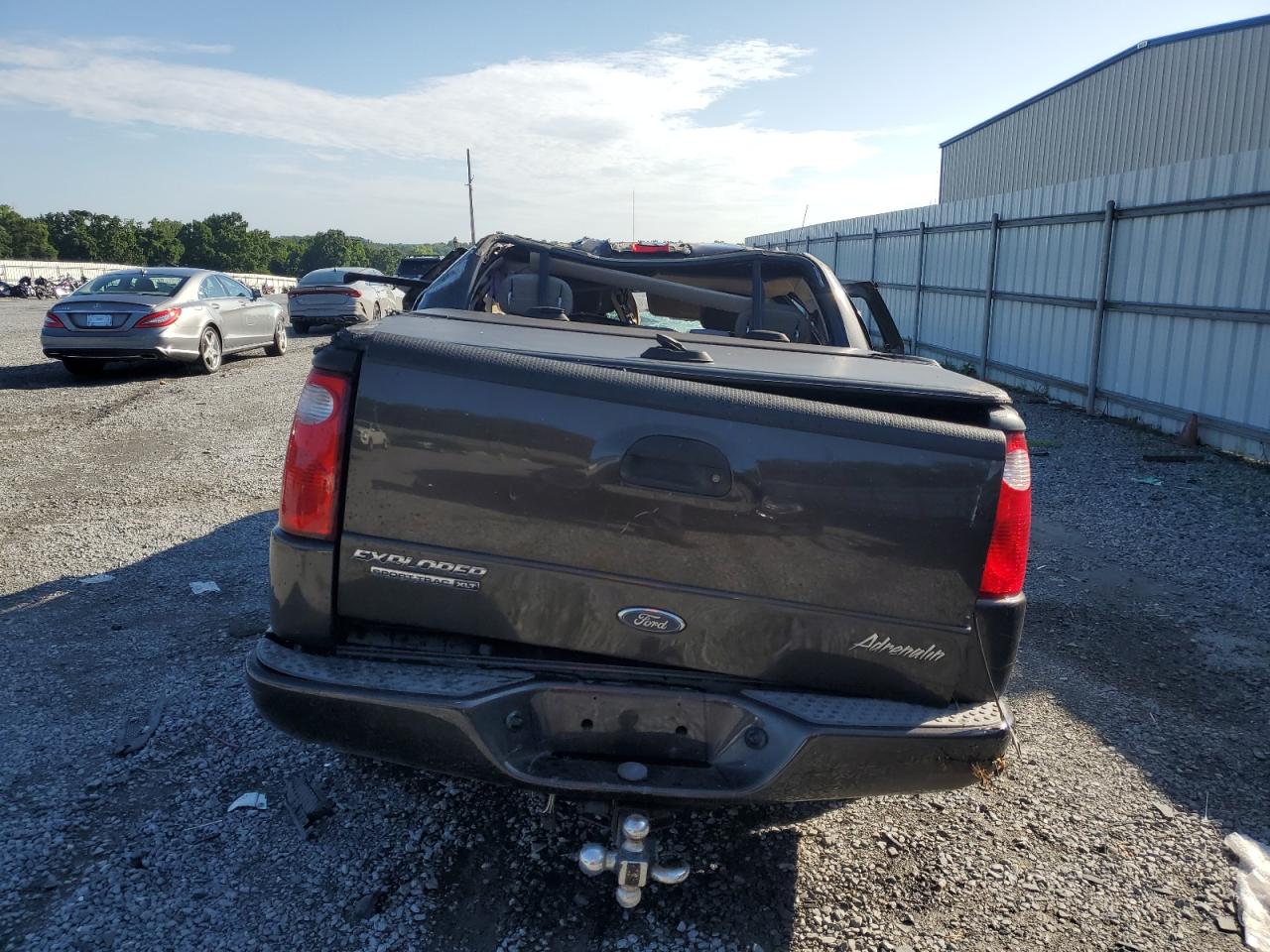 2005 Ford Explorer Sport Trac VIN: 1FMZU67KX5UA43505 Lot: 64636965