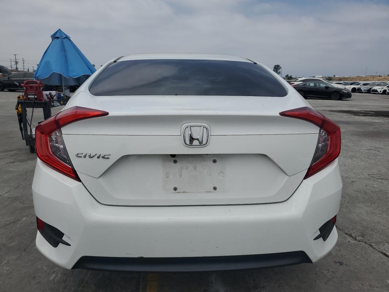 2018 Honda Civic Lx VIN: 2HGFC2F59JH543023 Lot: 65713705