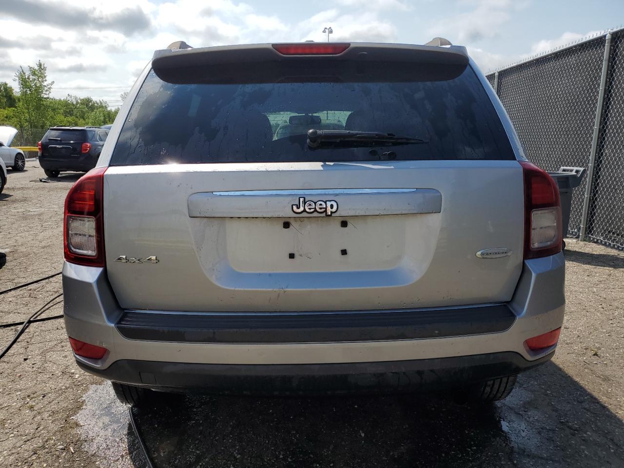 2017 Jeep Compass Latitude VIN: 1C4NJDEB7HD109354 Lot: 65372555