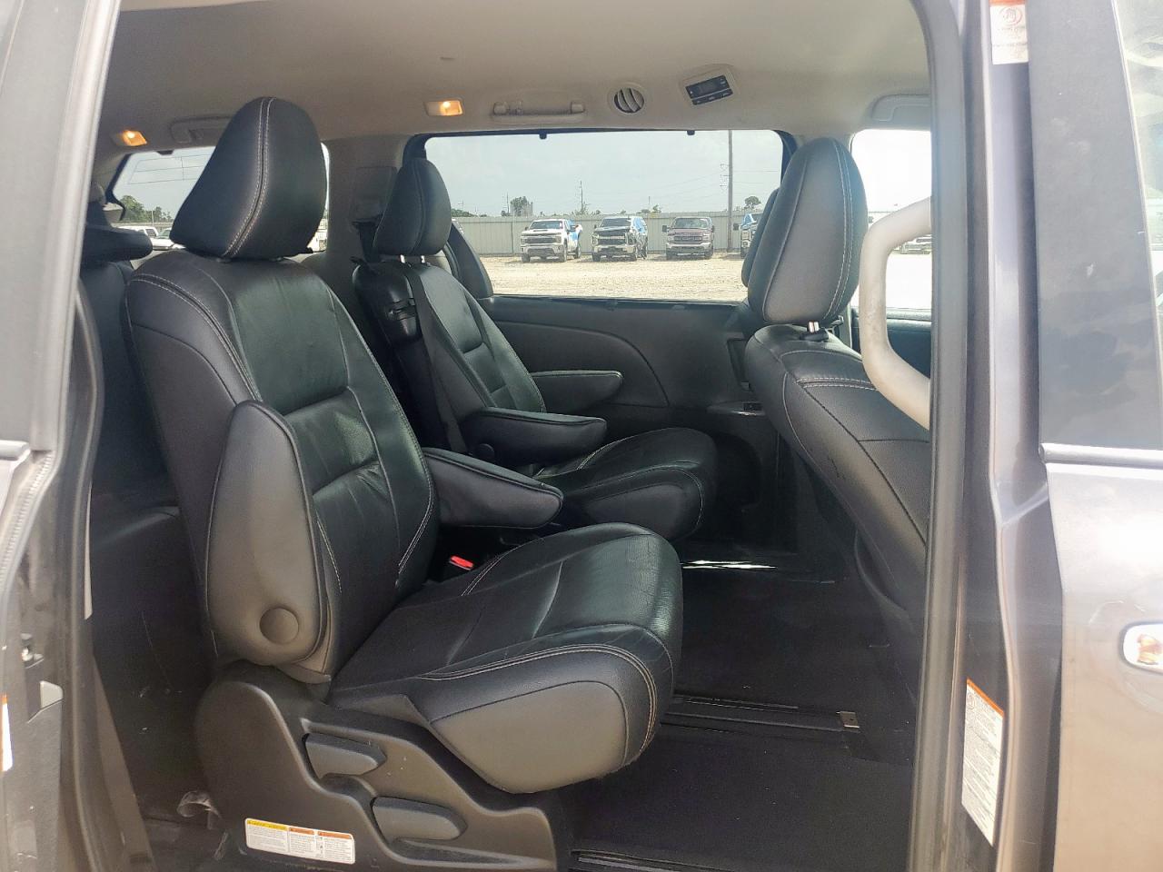 2015 Toyota Sienna Sport VIN: 5TDXK3DC6FS638564 Lot: 63034605