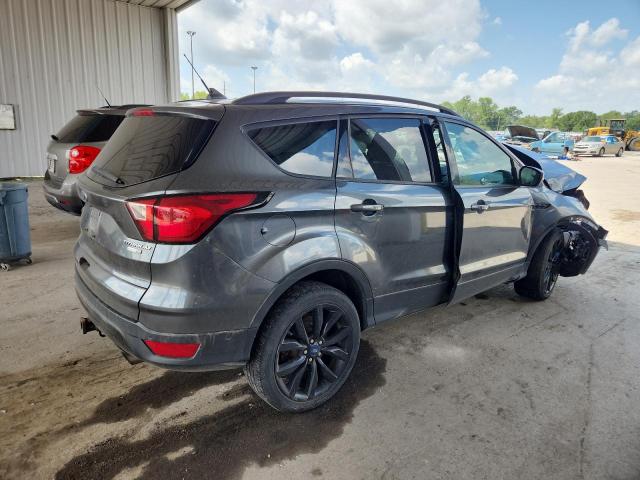  FORD ESCAPE 2019 Серый