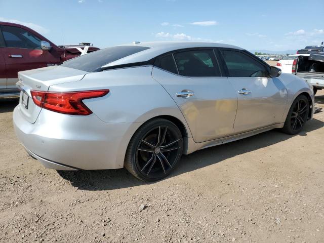Sedans NISSAN MAXIMA 2017 Srebrny