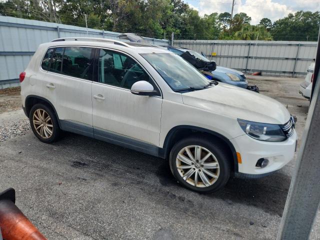  VOLKSWAGEN TIGUAN 2012 Biały