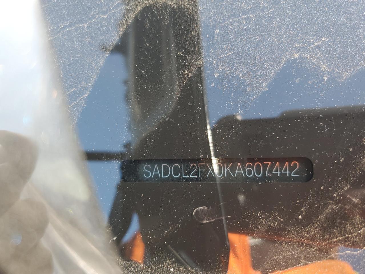 sadcl2fx0ka607442 SADCL2FX0KA607442 2019 Jaguar F-Pace R - Sport