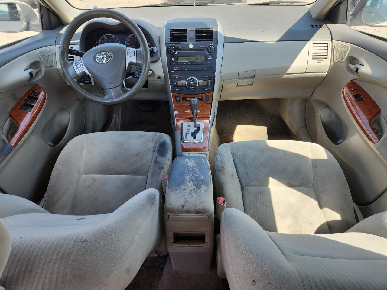 2010 Toyota Corolla Base VIN: 2T1BU4EE7AC413842 Lot: 65653195