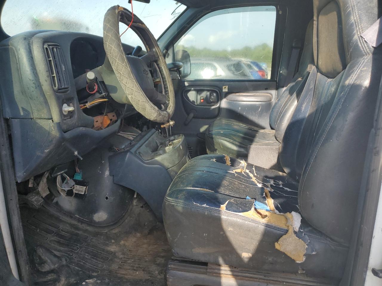 2000 Chevrolet Express G2500 VIN: 1GCFG25WXY1200582 Lot: 65467695