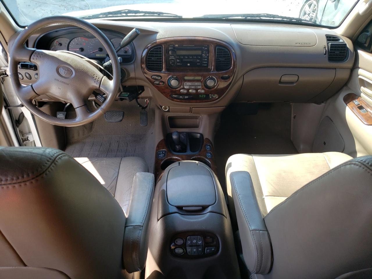 2002 Toyota Sequoia Limited VIN: 5TDBT48A02S111023 Lot: 63874625