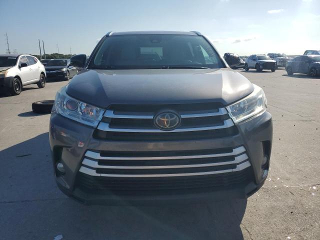  TOYOTA HIGHLANDER 2017 Szary