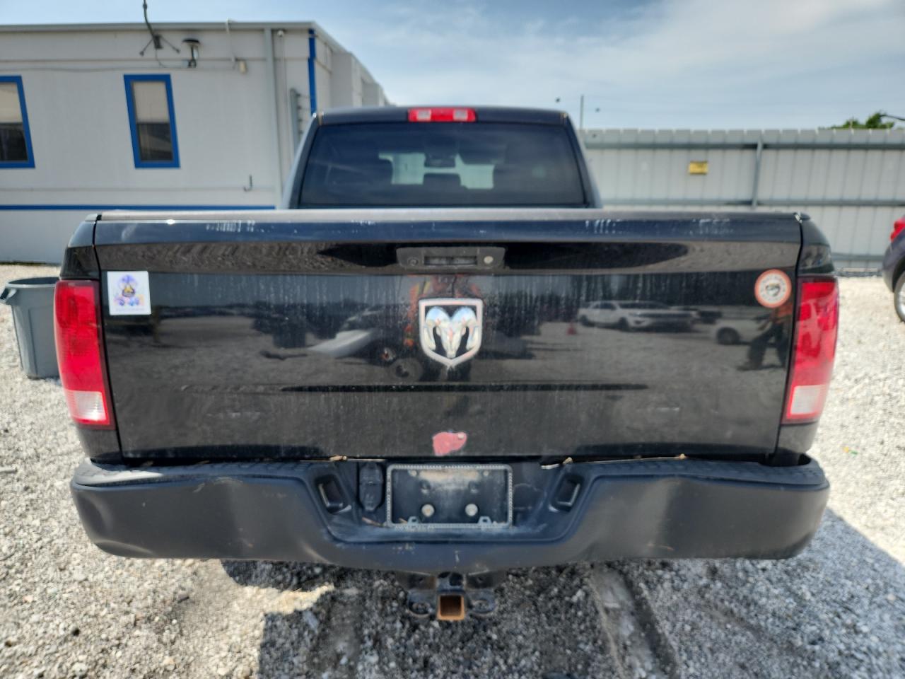 2018 Ram 1500 St VIN: 1C6RR6FM6JS304537 Lot: 65262105