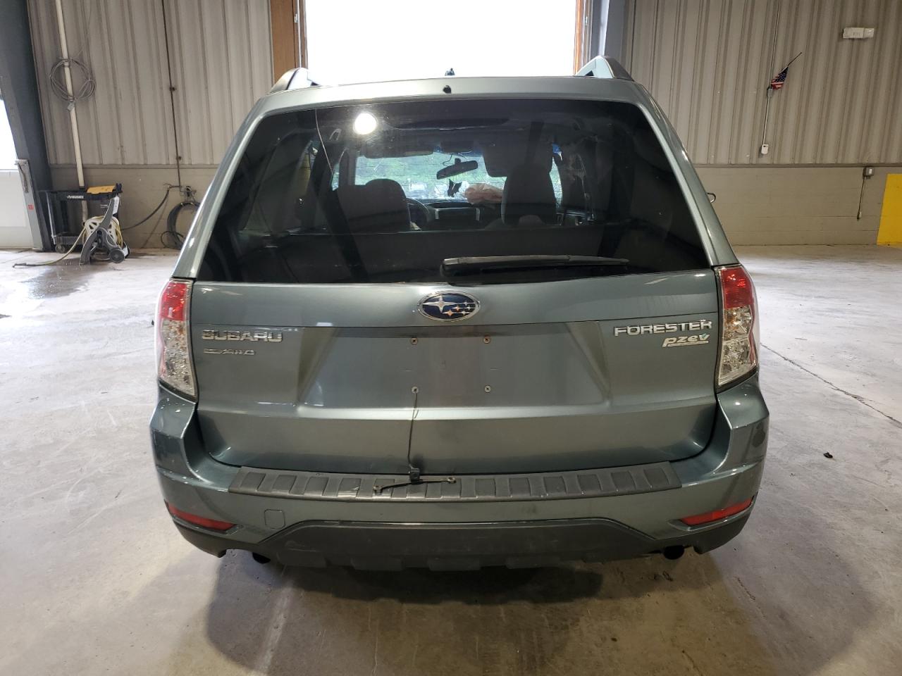2010 Subaru Forester 2.5X Premium VIN: JF2SH6CC2AH785992 Lot: 64928785