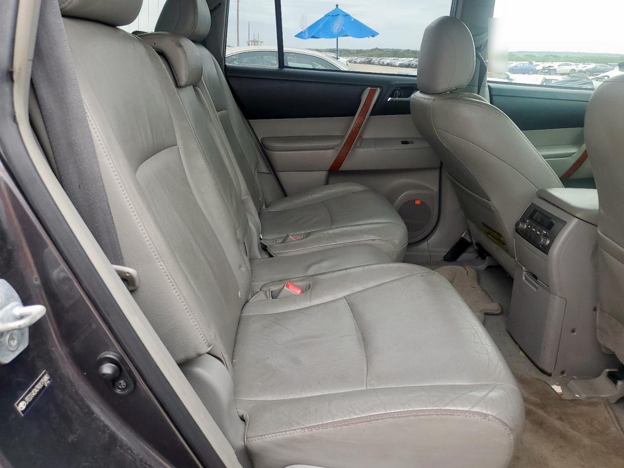 2009 Toyota Highlander Limited VIN: JTEDS42A392075880 Lot: 63326805