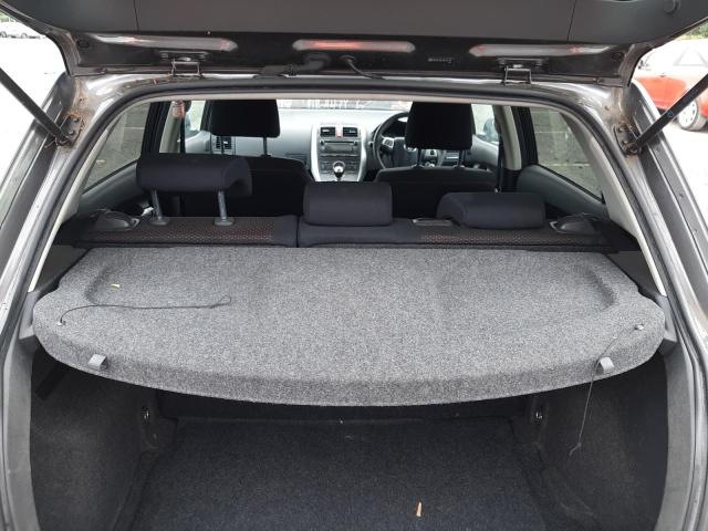 2010 TOYOTA AURIS SR V