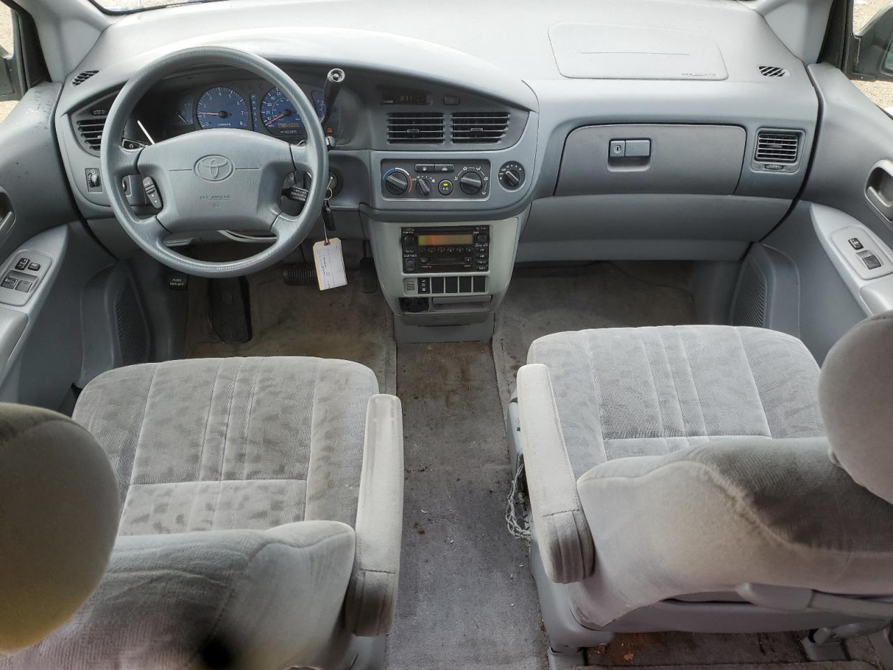 2002 Toyota Sienna Le VIN: 4T3ZF13C92U488557 Lot: 66809005