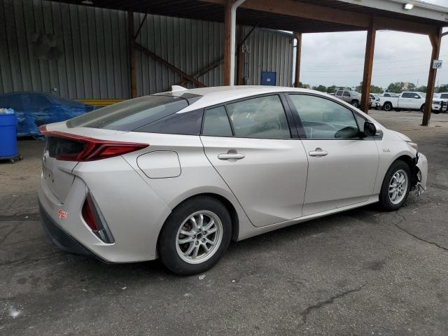  TOYOTA PRIUS 2018 Серебристый
