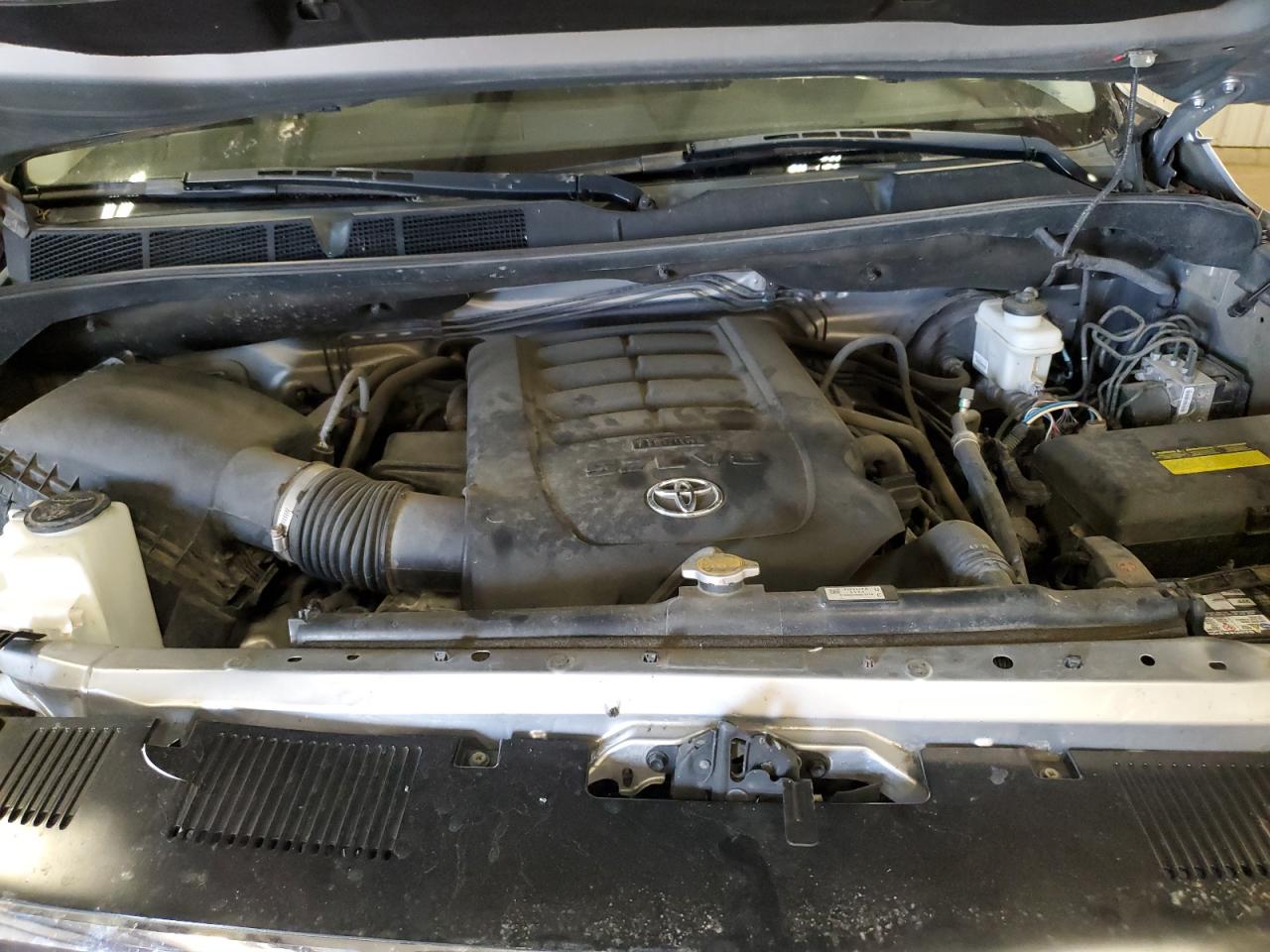 2016 Toyota Tundra Crewmax Sr5 VIN: 5TFDW5F1XGX570733 Lot: 65429845