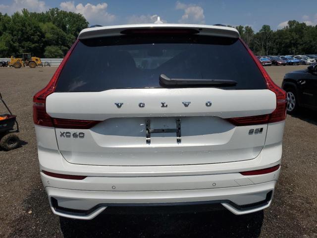 VOLVO XC60 PLUS 2025 Белы
